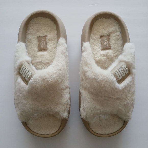 UGG Womens Fluffy Slippers Size 6 - Picture 1 of 12